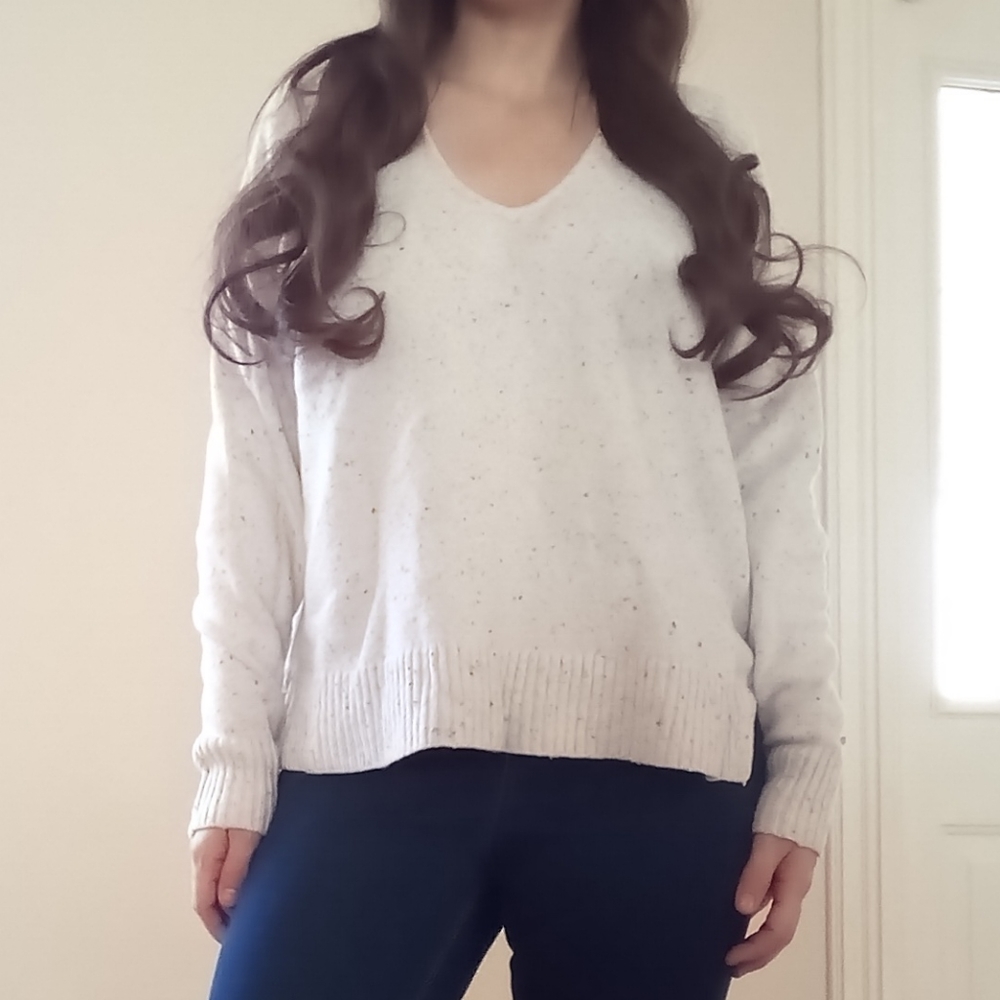 White V Neck Sweater